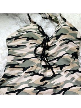 Skinny Dip One Piece Swimsuit Green Camo XS